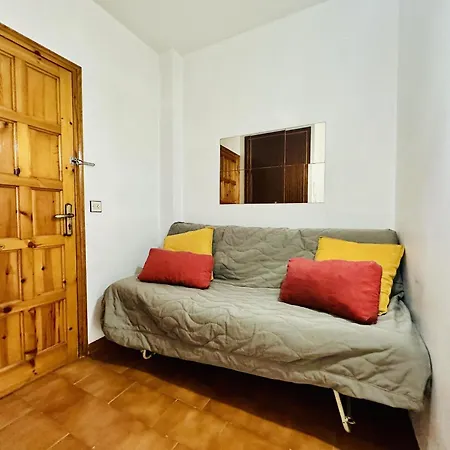 Apartment 1027 9 1-3, Zona Del Puerto Deportivo, Cercano A La Gran Playa De Roses. Pequena Vista. - Es-258-40